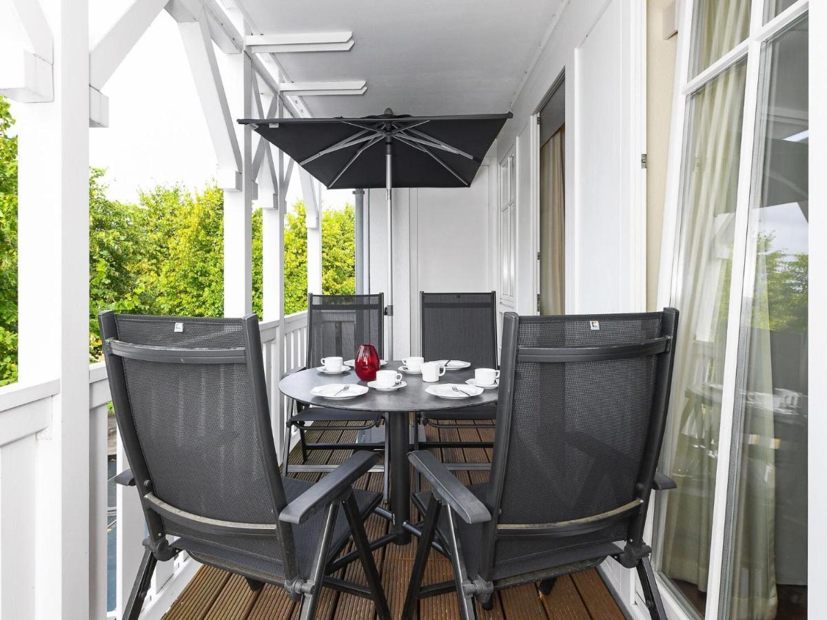 Charming Apartment in Mecklenberg with Balcony Sellin  Exterior foto