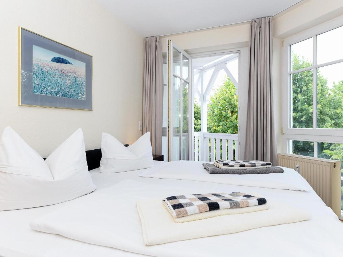 Charming Apartment in Mecklenberg with Balcony Sellin  Exterior foto